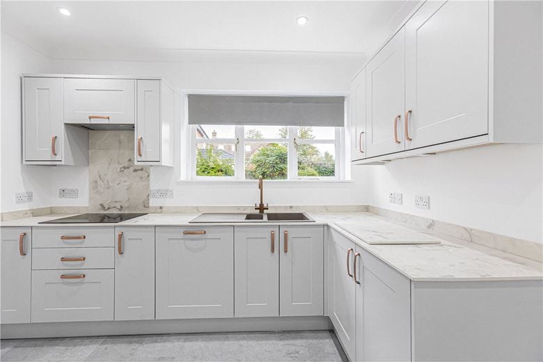 3 bedroom house, Whitehorns Farm Road, Charlton OX12 - Let Agreed