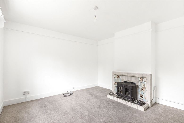 3 bedroom house, Ockendon Road, Upminster RM14 - Let Agreed