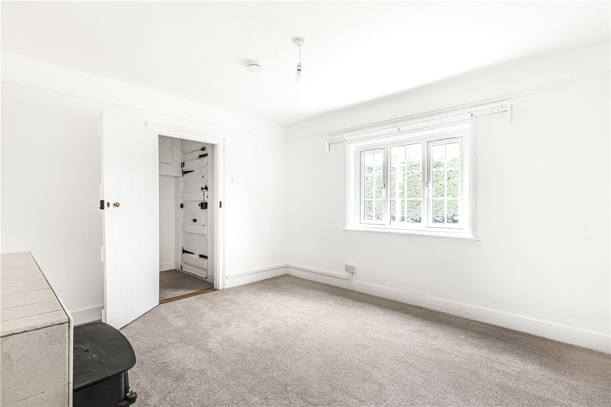 3 bedroom house, Ockendon Road, Upminster RM14 - Let Agreed