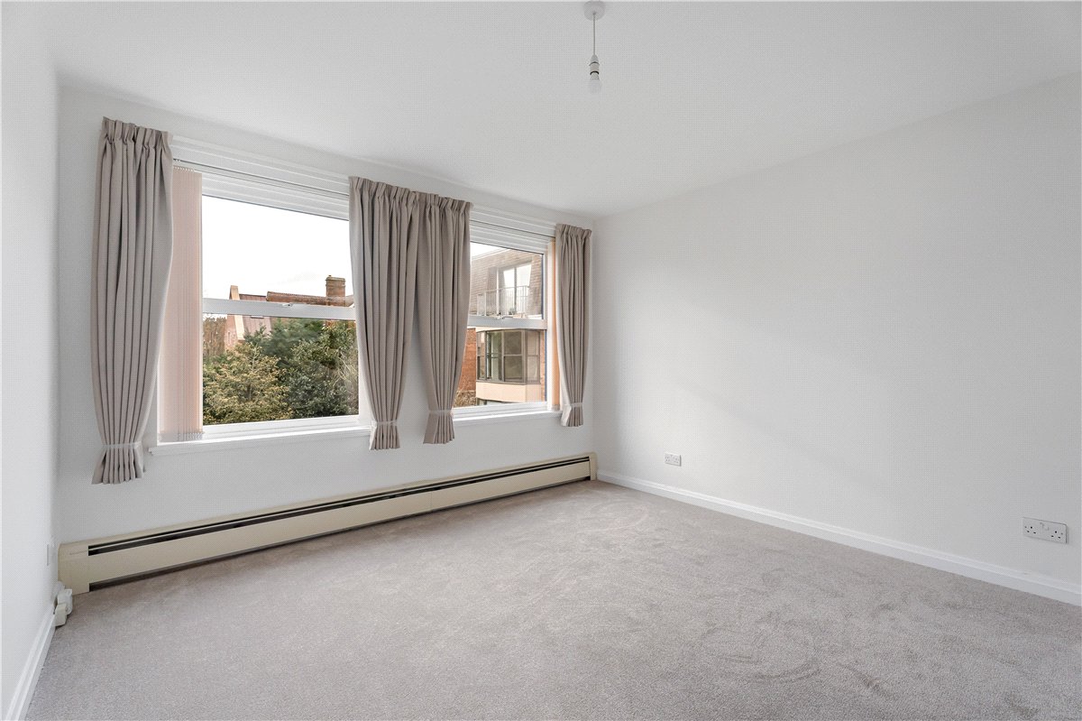 3 bedroom flat, Banbury Road, Oxford OX2 - Let Agreed