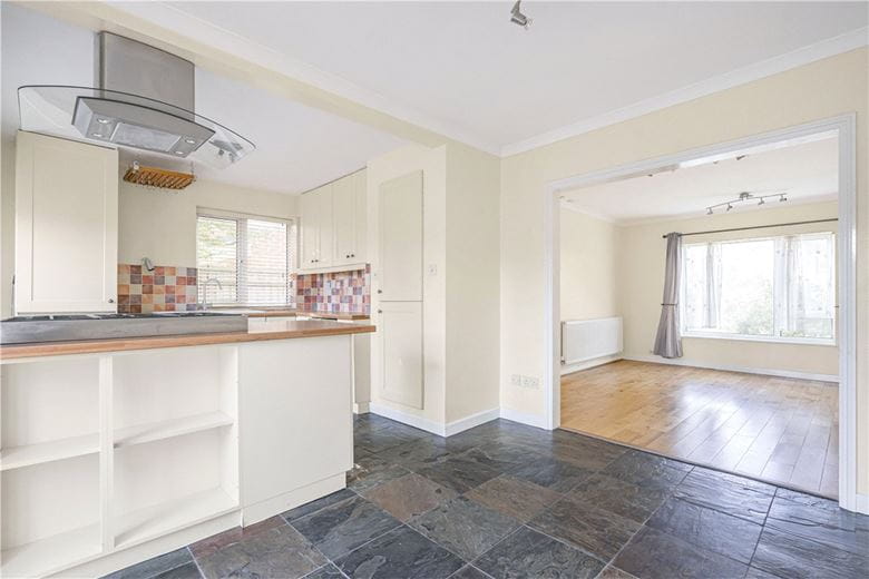 3 bedroom house, Faringdon Road, Southmoor OX13 - Let Agreed