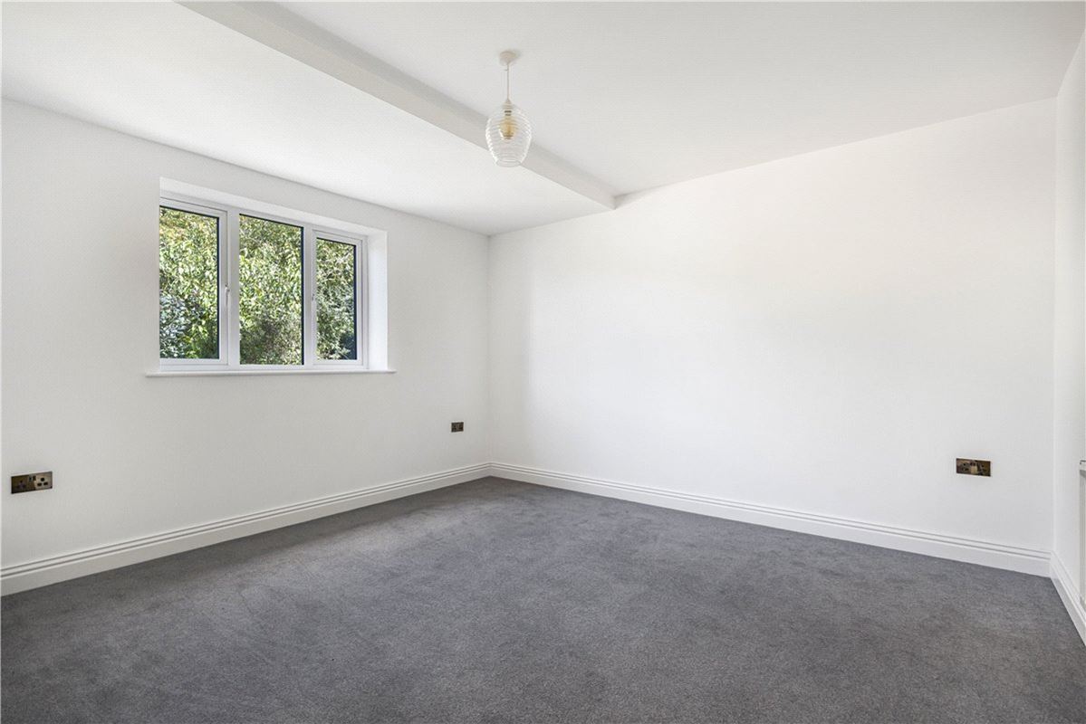 4 bedroom house, New Road, Dinton HP17 - Available