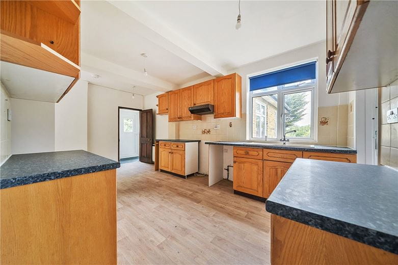 4 bedroom house, Thong Lane, Shorne DA12 - Let Agreed