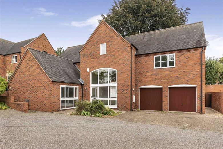 4 bedroom house, The Maltings, Bellamour Way WS15 - Available