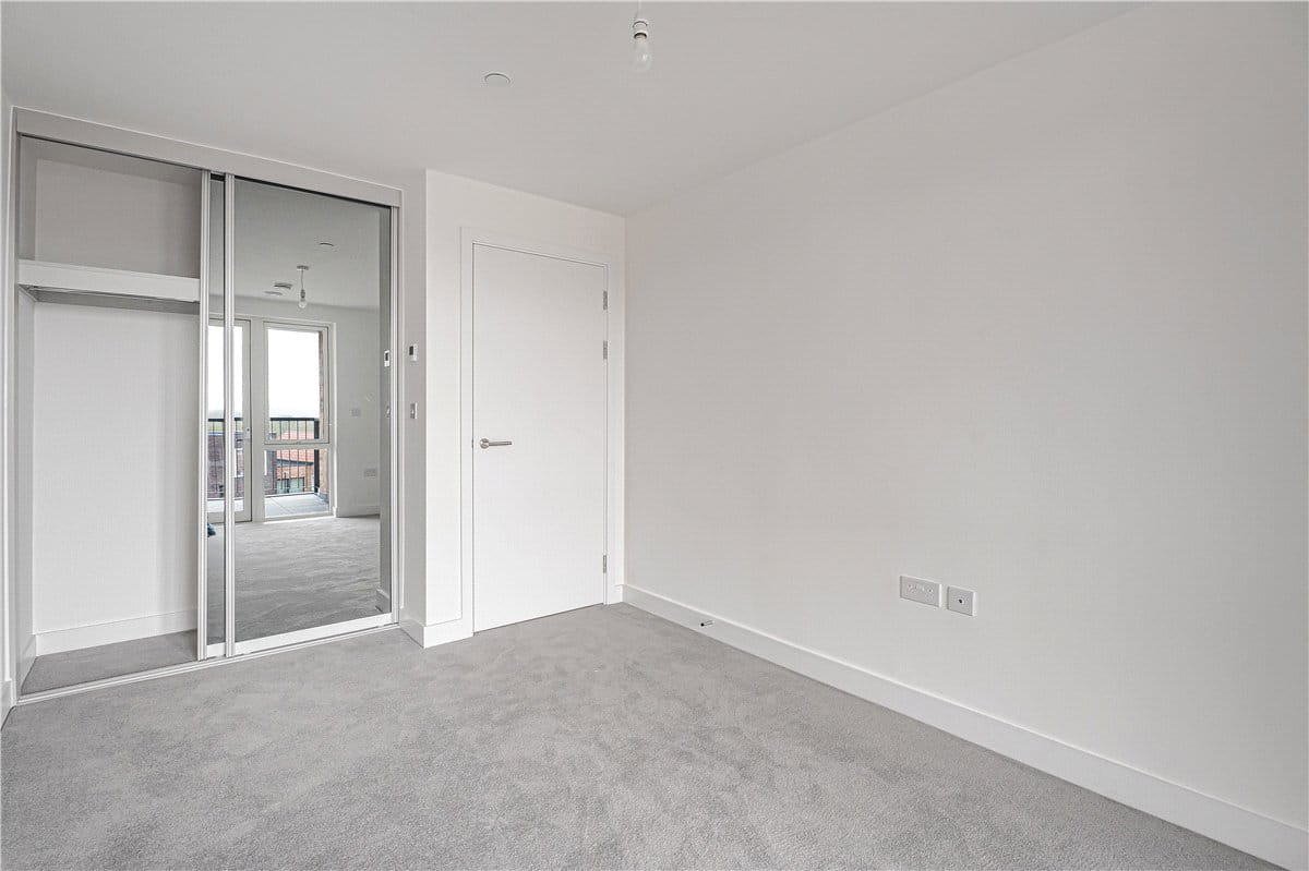 1 bedroom flat, 8 Shillingford House, Munda Way OX2 - Available