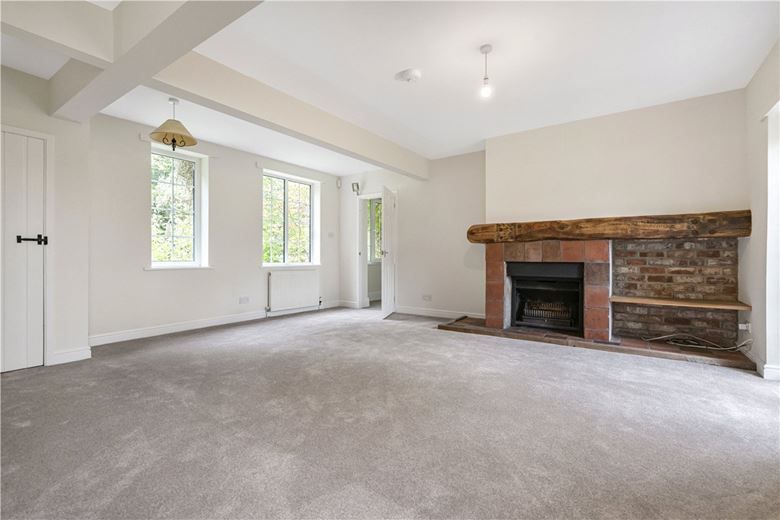 7 bedroom cottage, Heyrose Lane, Over Tabley WA16 - Let Agreed