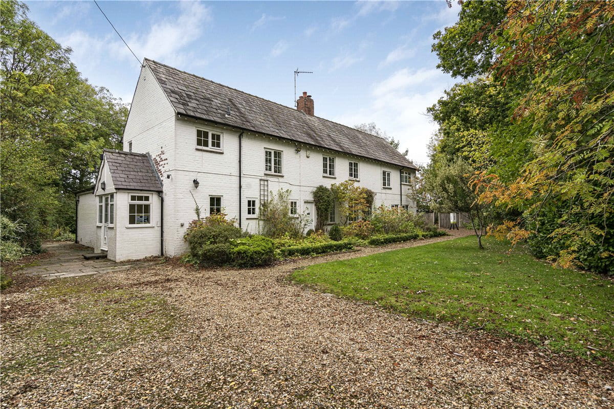 7 bedroom cottage, Heyrose Lane, Over Tabley WA16 - Let Agreed
