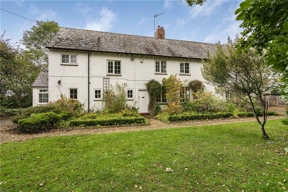 7 bedroom cottage, Heyrose Lane, Over Tabley WA16 - Let Agreed