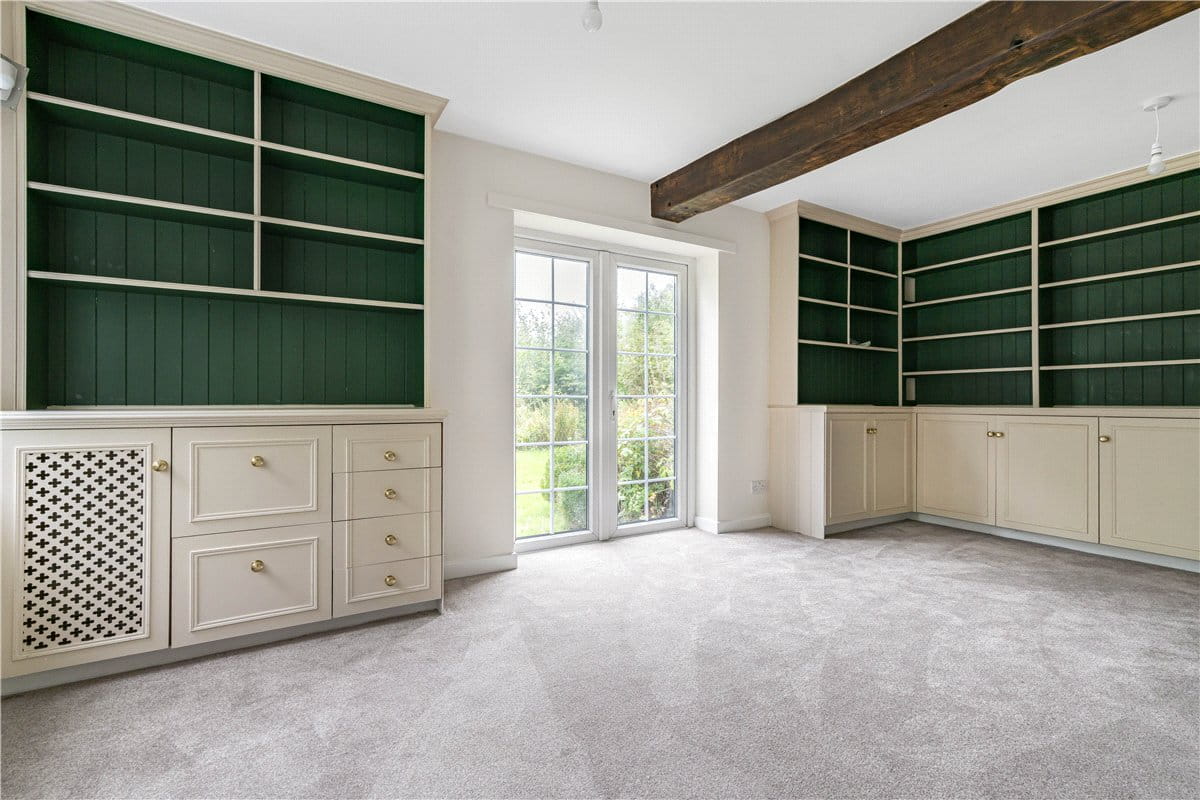 7 bedroom cottage, Heyrose Lane, Over Tabley WA16 - Let Agreed