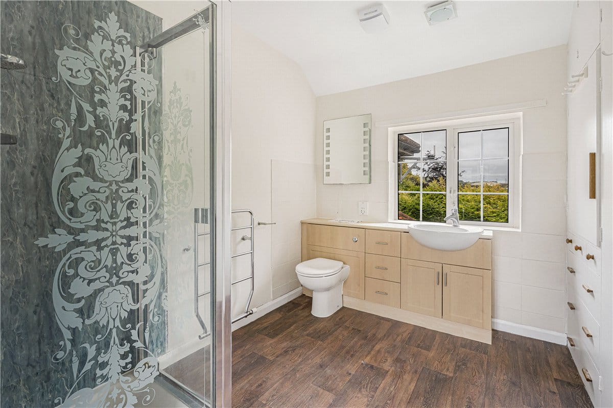 4 bedroom house, Bacombe Lane, Wendover HP22 - Available