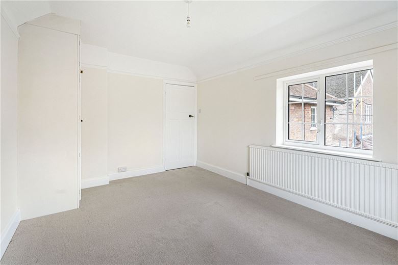 4 bedroom house, Bacombe Lane, Wendover HP22 - Available