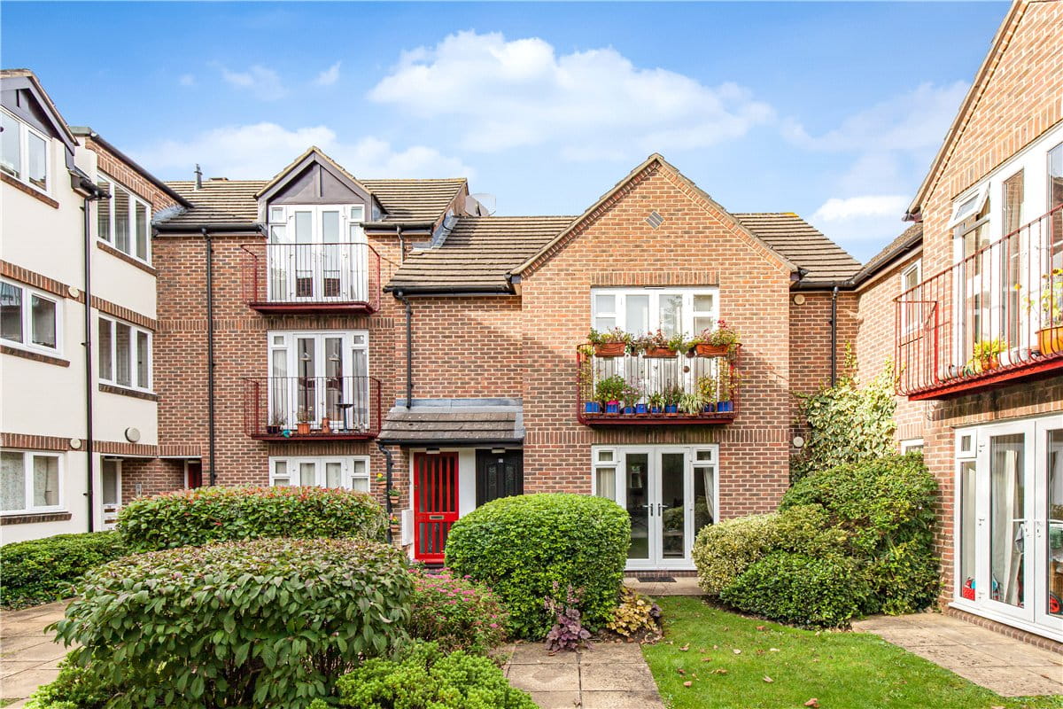 2 bedroom flat, Sunderland Avenue, Oxford OX2 - Available