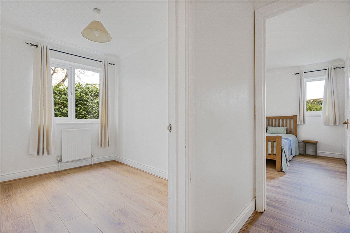 2 bedroom flat, Sunderland Avenue, Oxford OX2 - Available