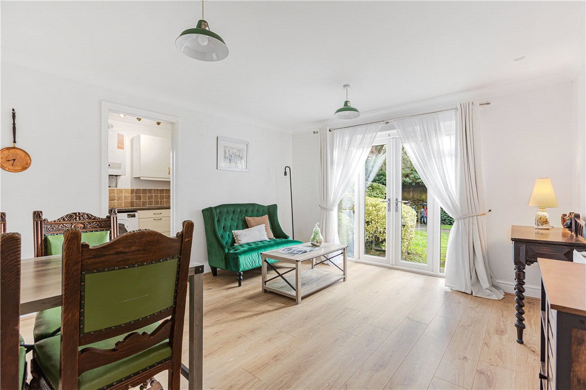 2 bedroom flat, Sunderland Avenue, Oxford OX2 - Available