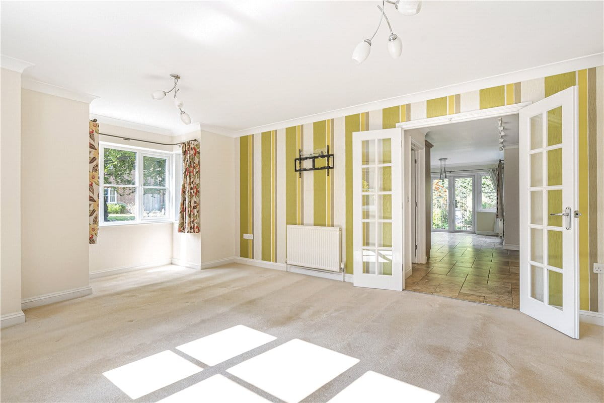 4 bedroom house, Poppy Close, Yarnton OX5 - Let Agreed