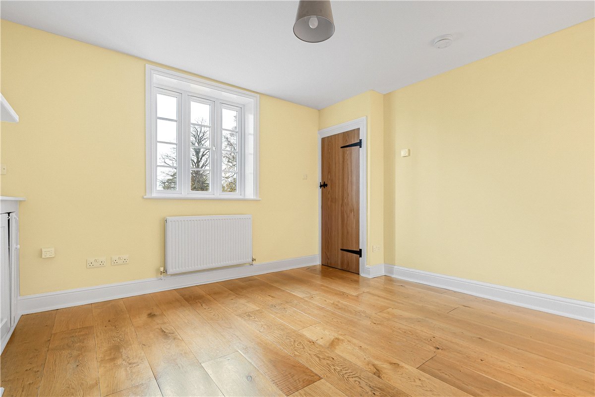 2 bedroom house, Manor Farm Cottages, Ardley Road OX25 - Let Agreed