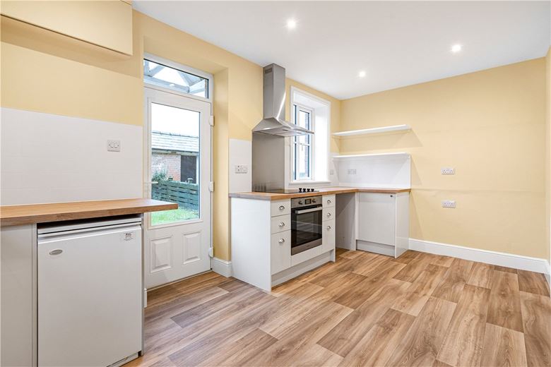 2 bedroom house, Manor Farm Cottages, Ardley Road OX25 - Let Agreed