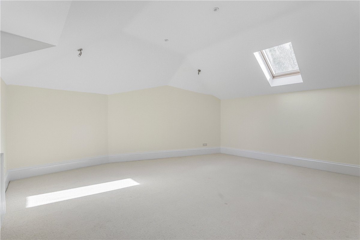 5 bedroom house, Darnford Lane, Lichfield WS14 - Let Agreed