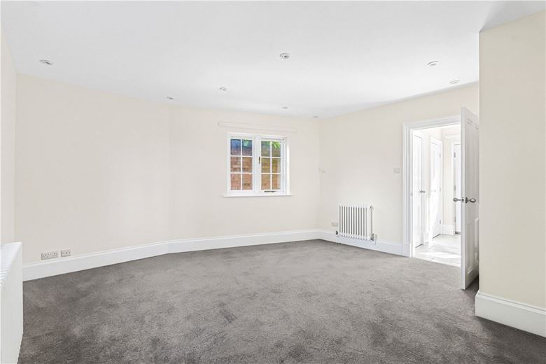 5 bedroom house, Darnford Lane, Lichfield WS14 - Let Agreed