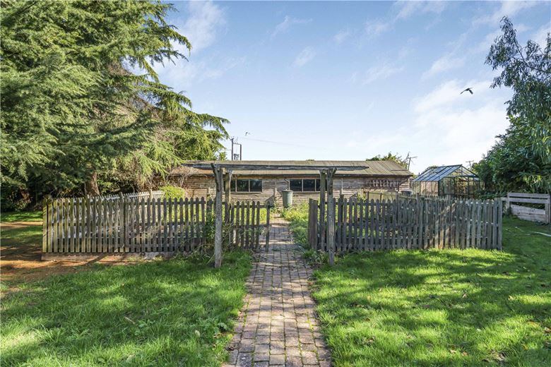 5 bedroom house, Darnford Lane, Lichfield WS14 - Let Agreed