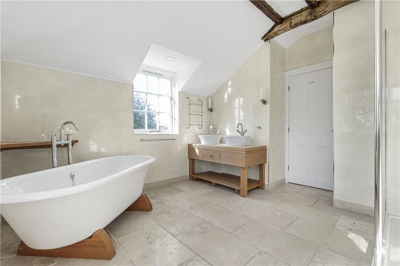 5 bedroom house, Darnford Lane, Lichfield WS14 - Let Agreed