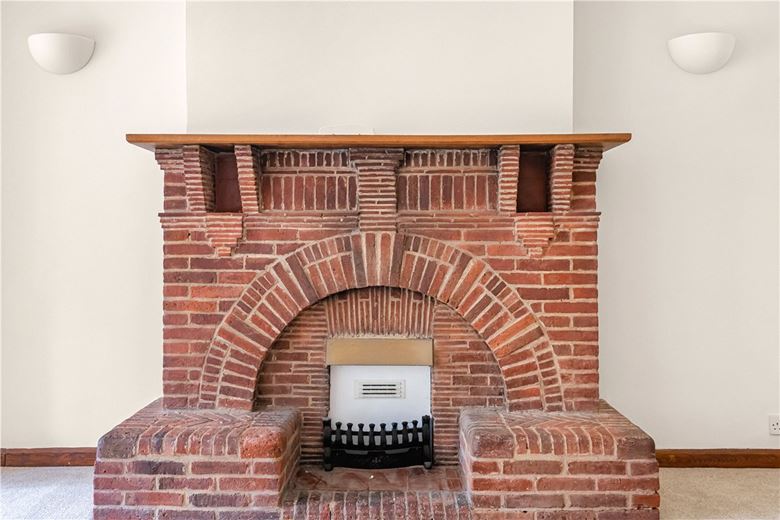 4 bedroom bungalow, The Greenway, Ickenham UB10 - Let Agreed