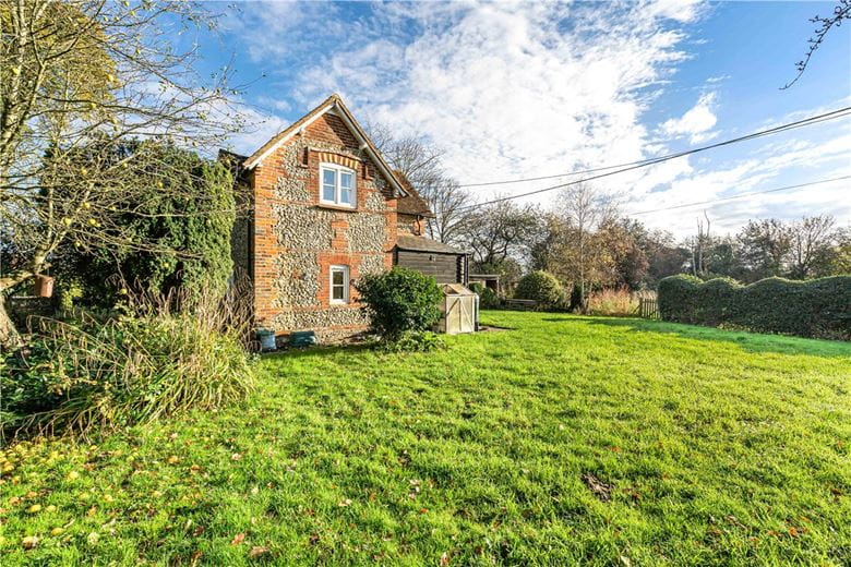 2 bedroom cottage, Great Hampden, Great Missenden HP16 - Let Agreed