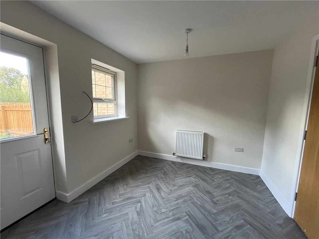 3 bedroom house, Comelybank Drive, Mexborough S64 - Available