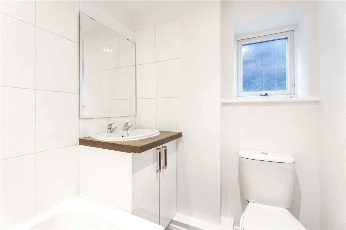 2 bedroom house, Ellesborough Road, Wendover HP22 - Available