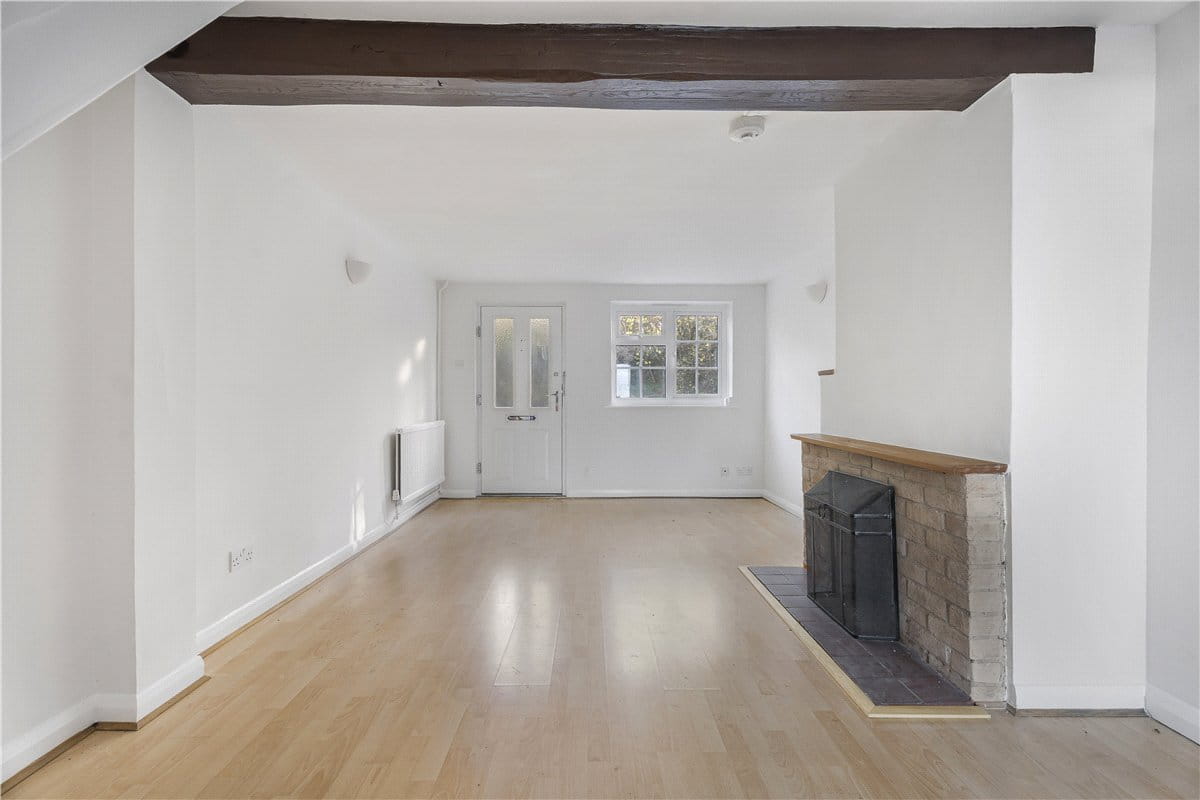 2 bedroom house, Ellesborough Road, Wendover HP22 - Available