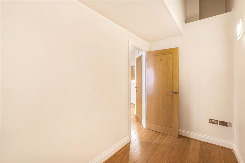 1 bedroom flat, St. Bernards Road, Oxford OX2 - Available
