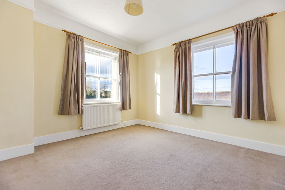 5 bedroom house, Clifton Road, Deddington OX15 - Let Agreed