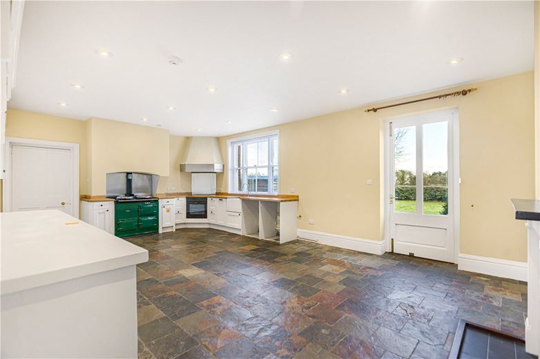 5 bedroom house, Clifton Road, Deddington OX15 - Let Agreed