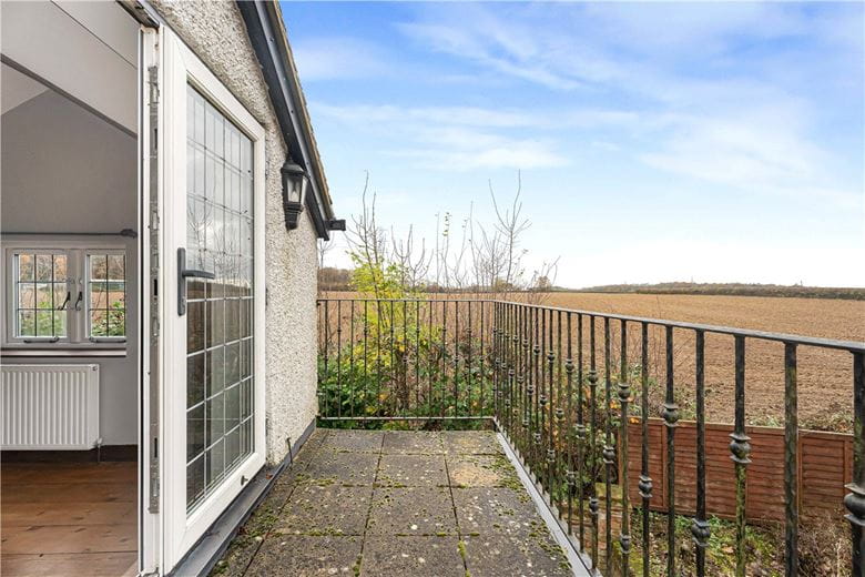 4 bedroom house, Frith Hill, South Heath HP16 - Available