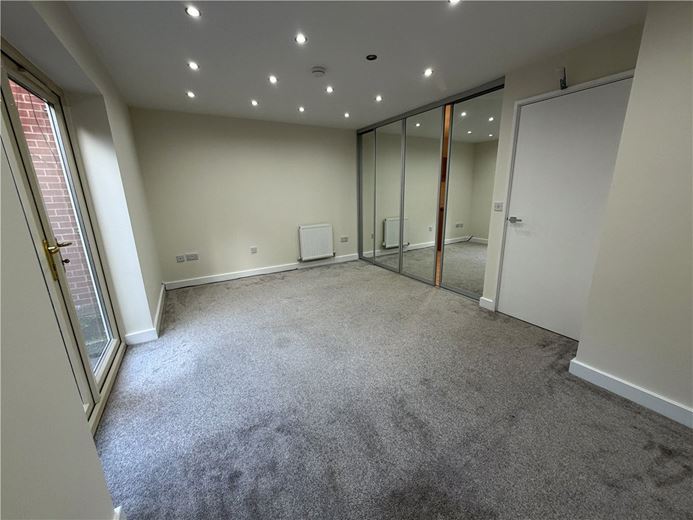 3 bedroom house, Comelybank Drive, Mexborough S64 - Available