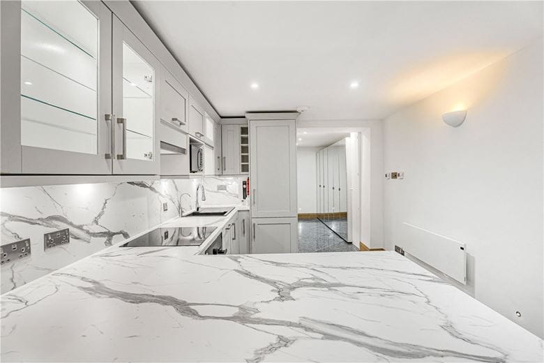 1 bedroom flat, Banbury Road, Oxford OX2 - Let Agreed