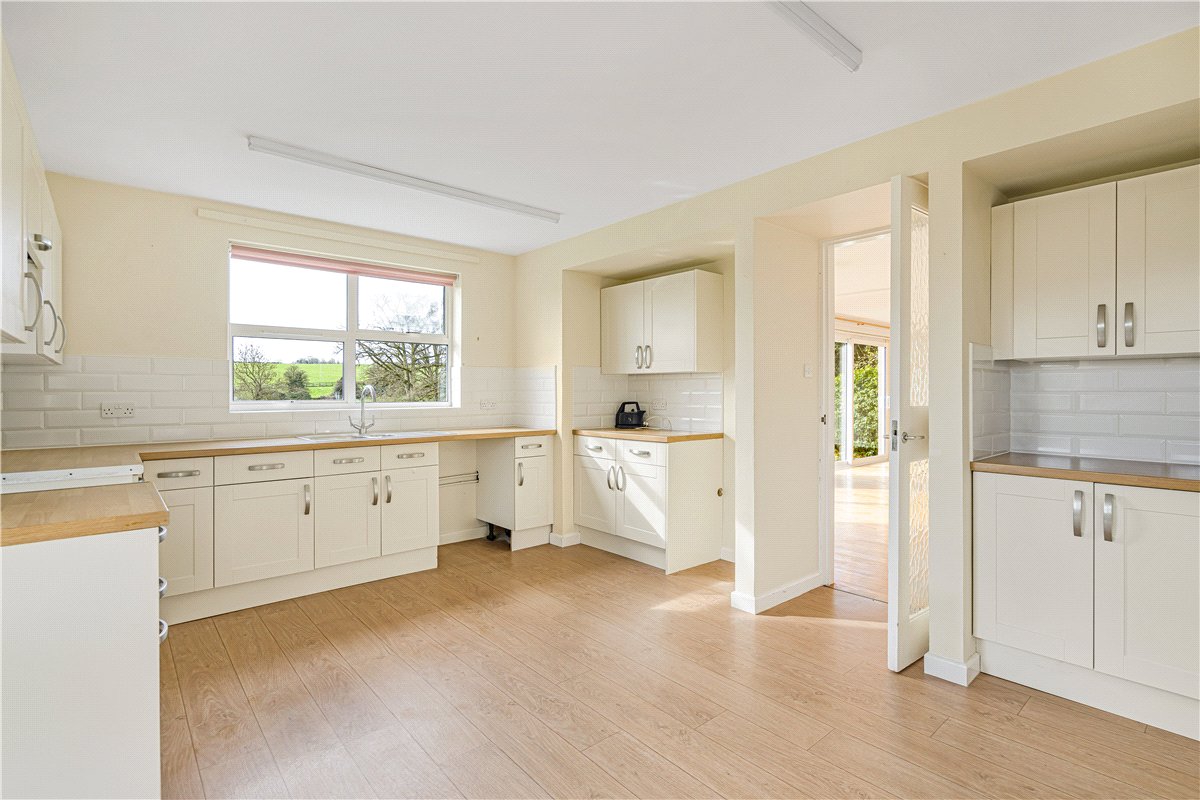 4 bedroom house, Enstone Road, Westcote Barton OX7 - Available