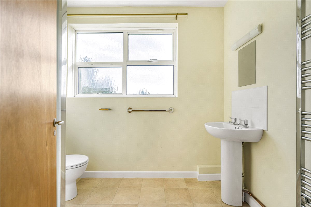 4 bedroom house, Enstone Road, Westcote Barton OX7 - Available