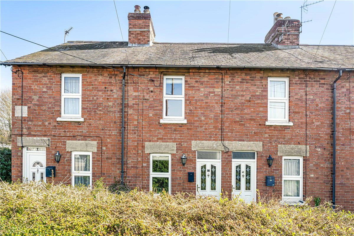 2 bedroom house, Alchester Terrace, Bicester OX26 - Available