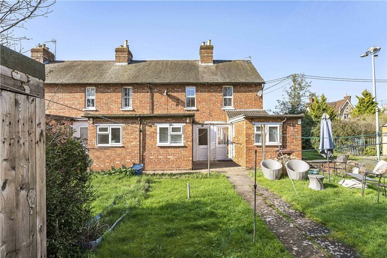 2 bedroom house, Alchester Terrace, Bicester OX26 - Available