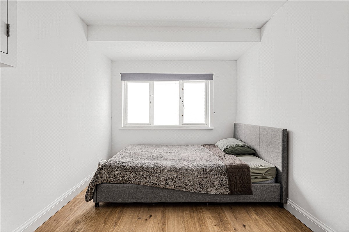 1 bedroom flat, Harefields, Oxford OX2 - Let Agreed