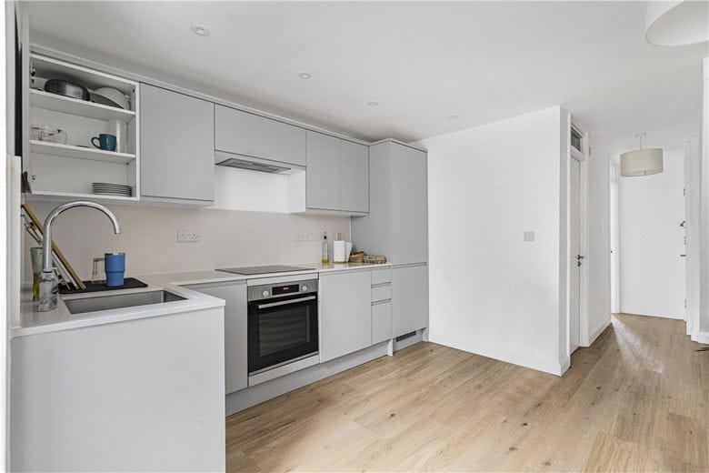 1 bedroom flat, Harefields, Oxford OX2 - Let Agreed