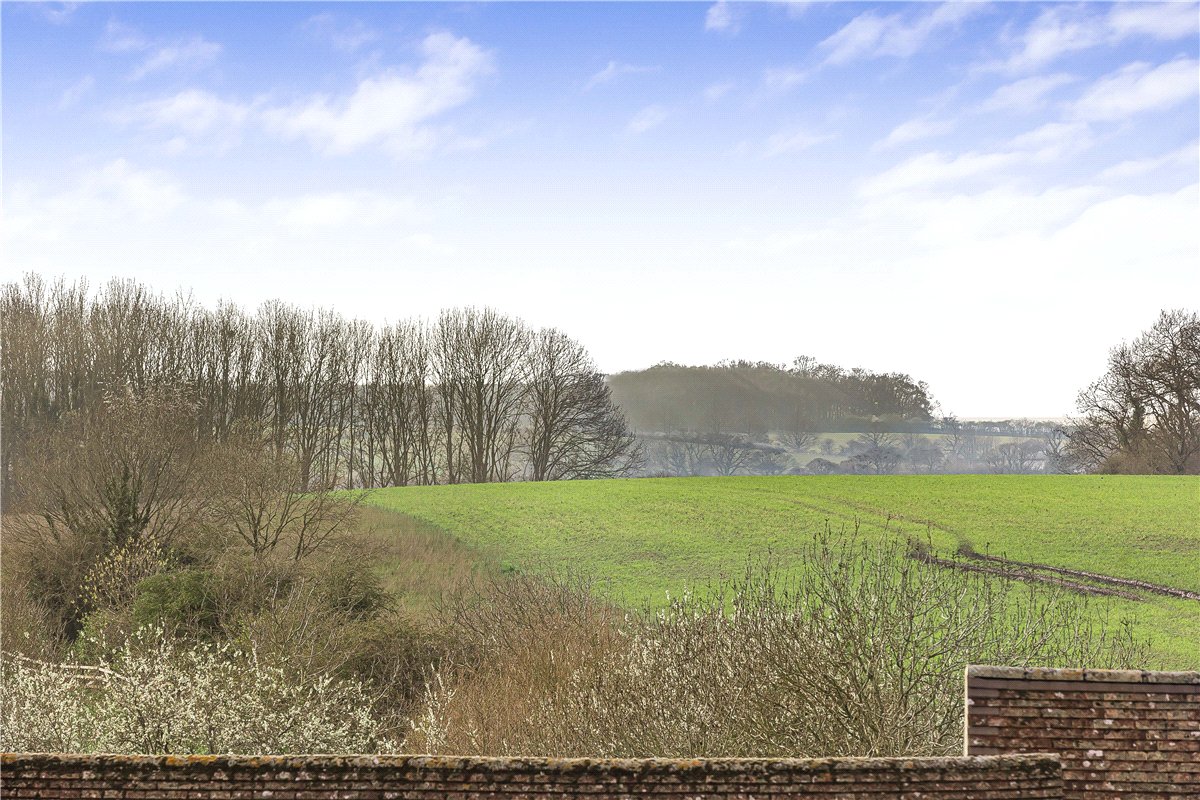 4 bedroom house, Great Coxwell, Faringdon SN7 - Available