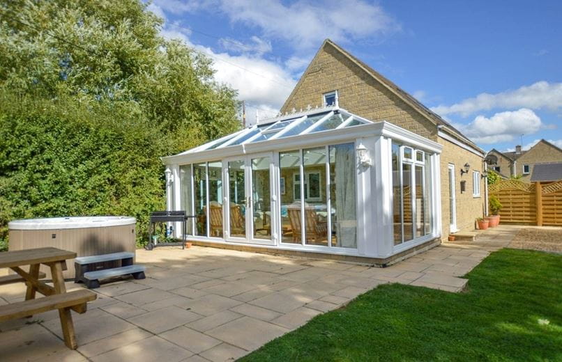 68.5 acres House, Lew, Bampton OX18 - Available