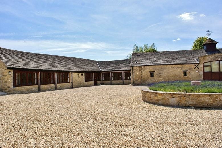 68.5 acres House, Lew, Bampton OX18 - Available
