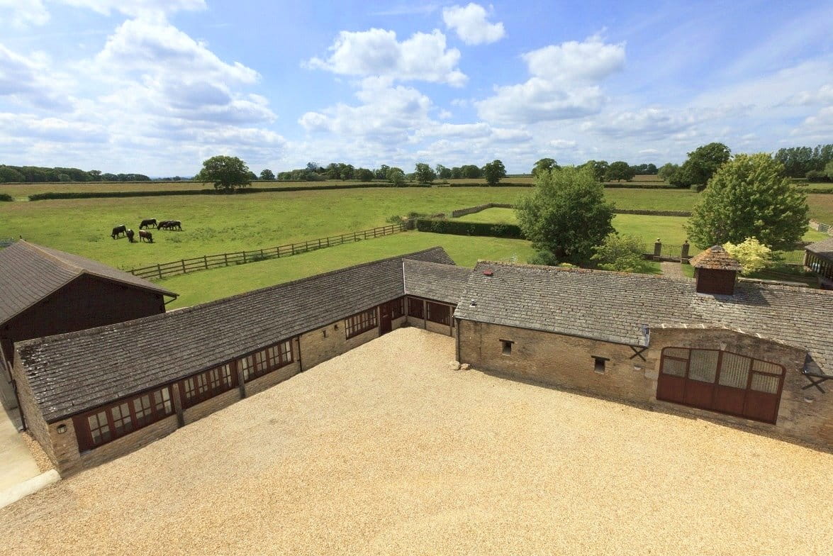 68.5 acres House, Lew, Bampton OX18 - Available