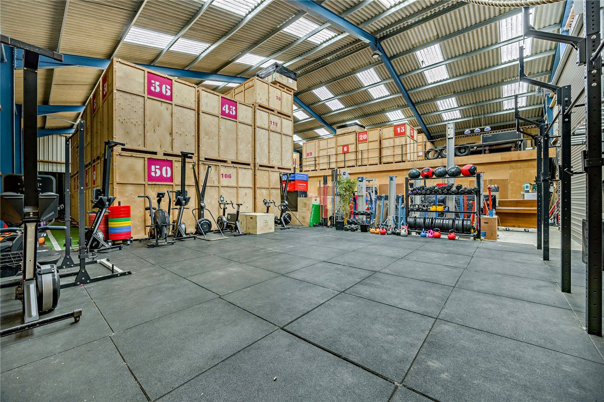  bedroom , Kings Lane, Longcot SN7 - Available