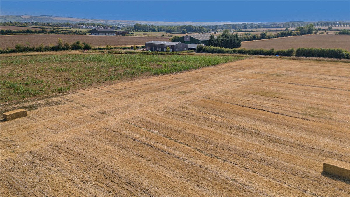  bedroom , Kings Lane, Longcot SN7 - Available