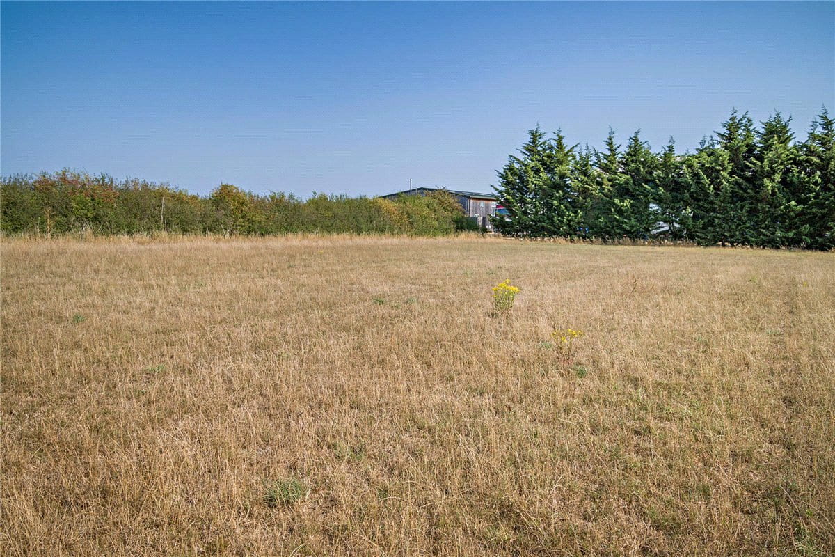  bedroom , Kings Lane, Longcot SN7 - Available