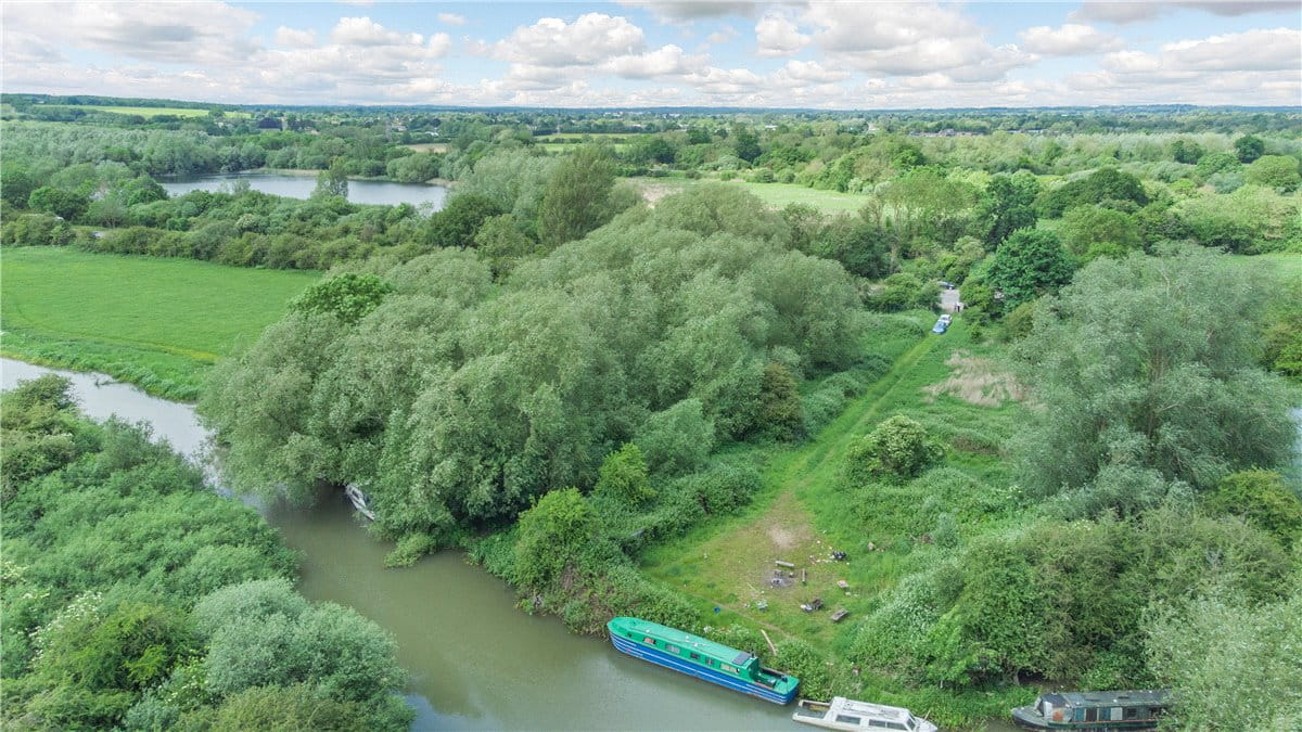 30.8 acres Land, Dukes Lake and Associated Land, Wolvercote OX2 - Sold